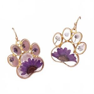 NEW ZAD women's dried flower paw print dangle earrings in purple